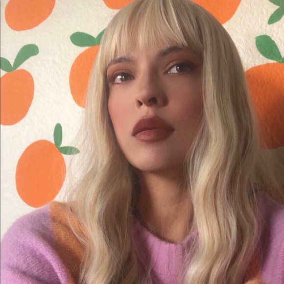 Hi, I’m Jennifer. 🍓 no returns on all orders - Picture 2 of 4